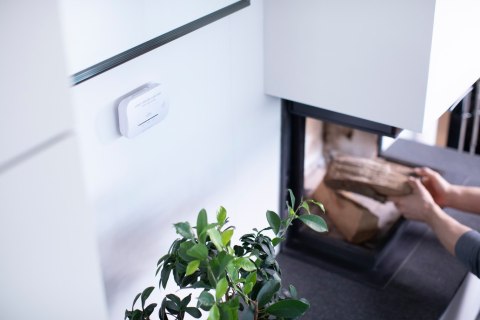 Czujnik czadu tlenku węgla z sygnałem alarmowym i diodami LED - biały Brennenstuhl