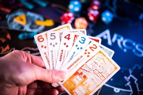 Gra Arcs: Konflikt i Zapaść na Rubieży Portal Games