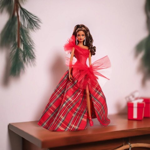Lalka Barbie Holiday brunetka Mattel