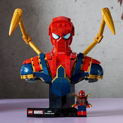 Klocki Super Heroes 76326 Popiersie Iron Spider-Mana LEGO