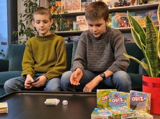 Gra Quiz o Dinozaurach kieszonkowa gra edukacyjna Alexander