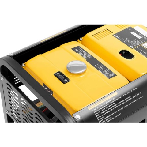 Agregat generator prądotwórczy diesel mobilny 240/400 V 8500 W 10 kVA 30 l MSW