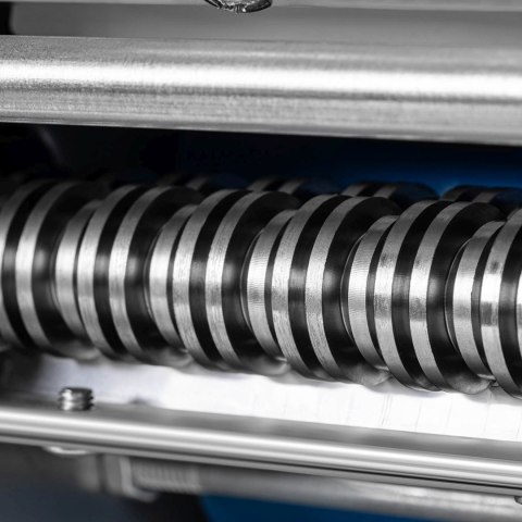 Maszynka krajalnica do wyrobu makaronu elektryczna ze stali nierdzewnej 230 V 550 W 180 mm Royal Catering