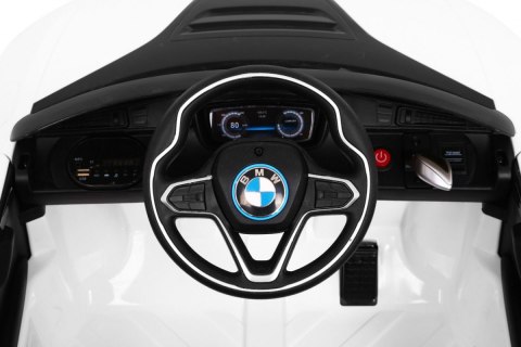 BMW I8 Lift Auto na akumulator Biały + Pilot + Wolny Start + 3-pkt pasy + MP3 USB + LED