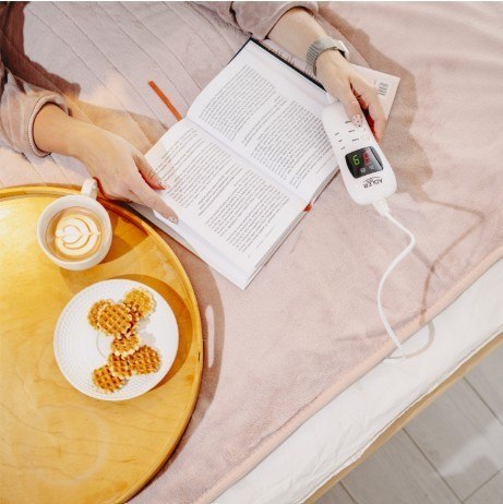 Super miękki koc elektryczny nakładany z pilotem AD 7443 Adler